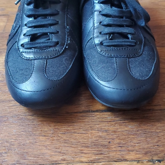 Gucci Lace Up Sneakers - Picture 5 of 11